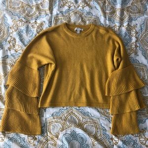 💥(4/$18) Forever 21 Contemporary Yellow  Top💥